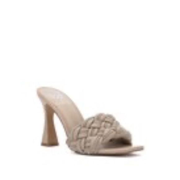 Vince Camuto Mule Size 8 NWT. Tan - Picture 2 of 8